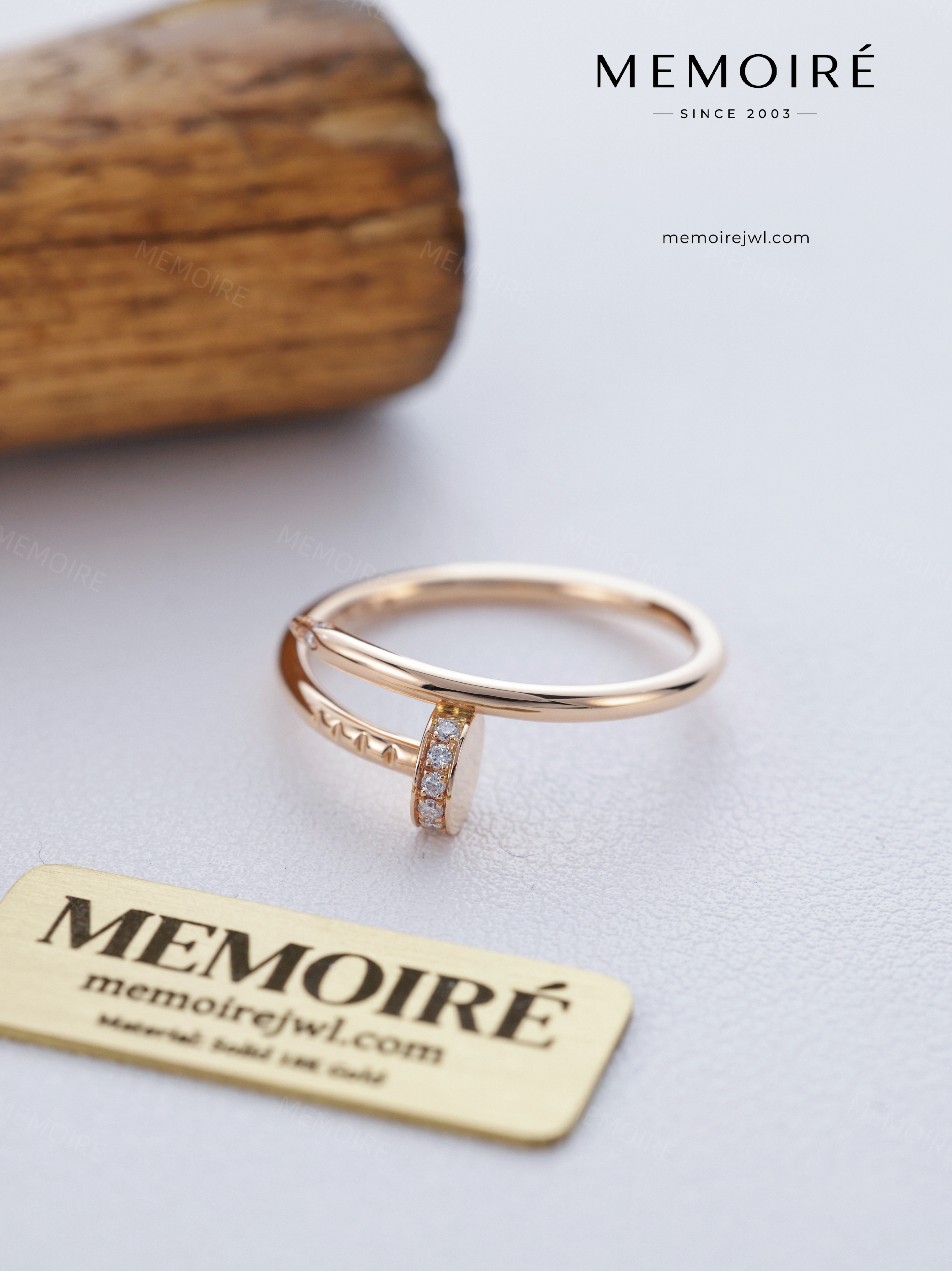 MEMOIRÉ 18K Rose Gold Nail Ring with Diamonds on Both Ends